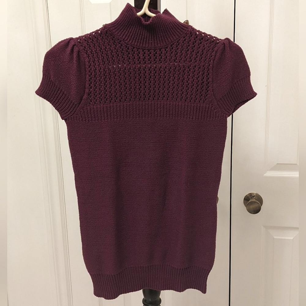 *NEW* RW&CO Short Sleeve Mockneck Sweater, Purple (size xs, women)